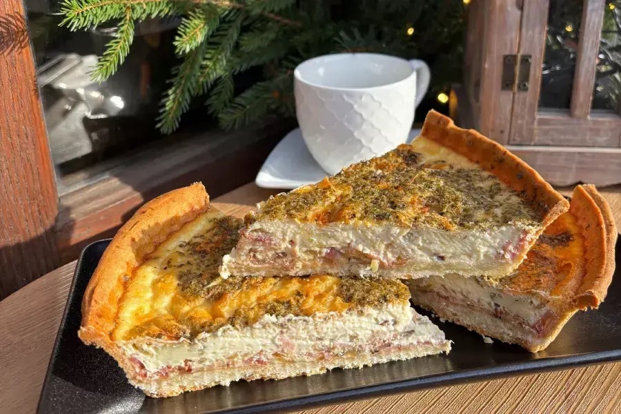 Kousek poctivého koláče se slaninou – jednoduše neodolatelný